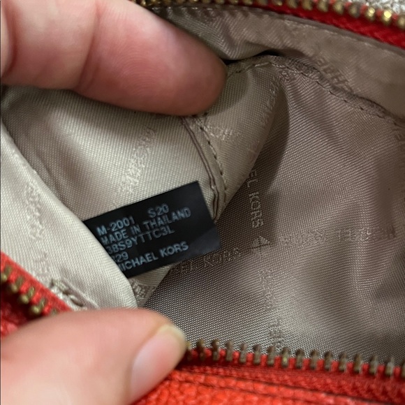 Michael Kors Vibrant Red Wristlet - Picture 11 of 15